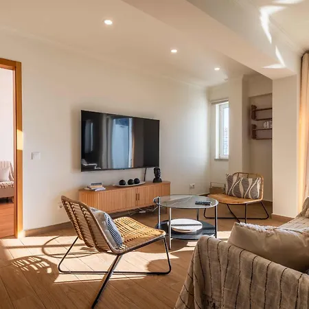 Daire Montechoro Sea View 3 Bedroom 800m From The Strip Albufeira