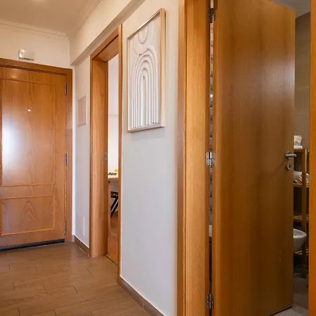 Montechoro Sea View 3 Bedroom 800m From The Strip Daire Albufeira