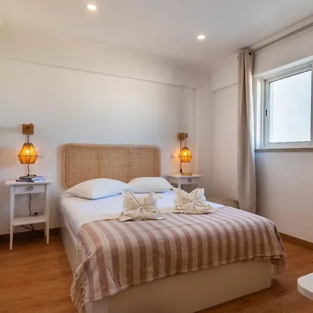 Montechoro Sea View 3 Bedroom 800m From The Strip Daire Albufeira